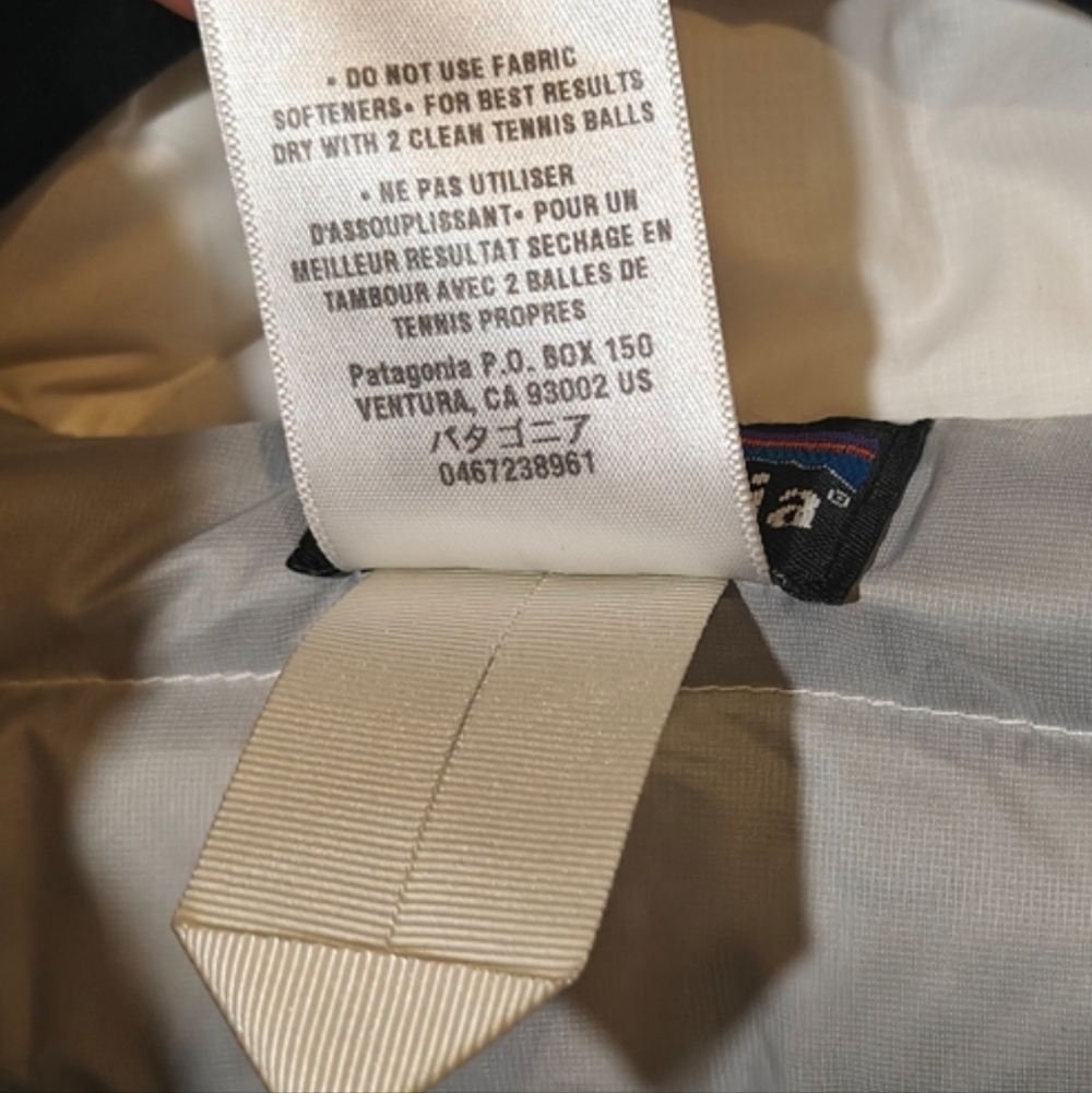 Patagonia White Goose Down Vest - Picture 4 of 7